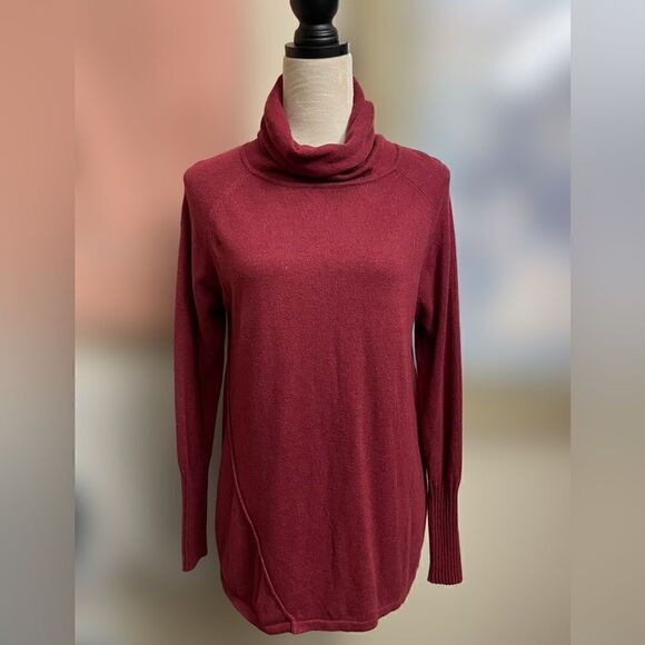 Lilla P Red Turtleneck Sweater with Angora/Cashmere & Cotton (Medium) - Picture 7 of 10